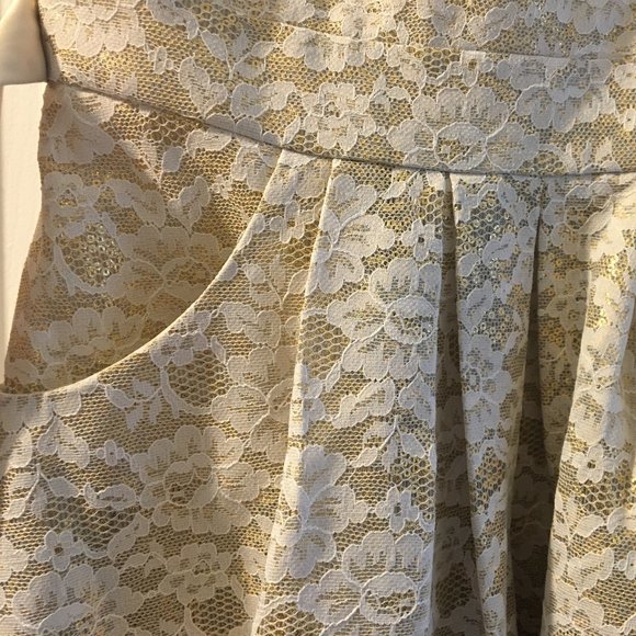 🦋Girls Lace & Ivory Gold Formal Wedding Easter Party Dress Sz 16 - Picture 4 of 7